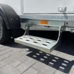 Toiletwagen opstapje