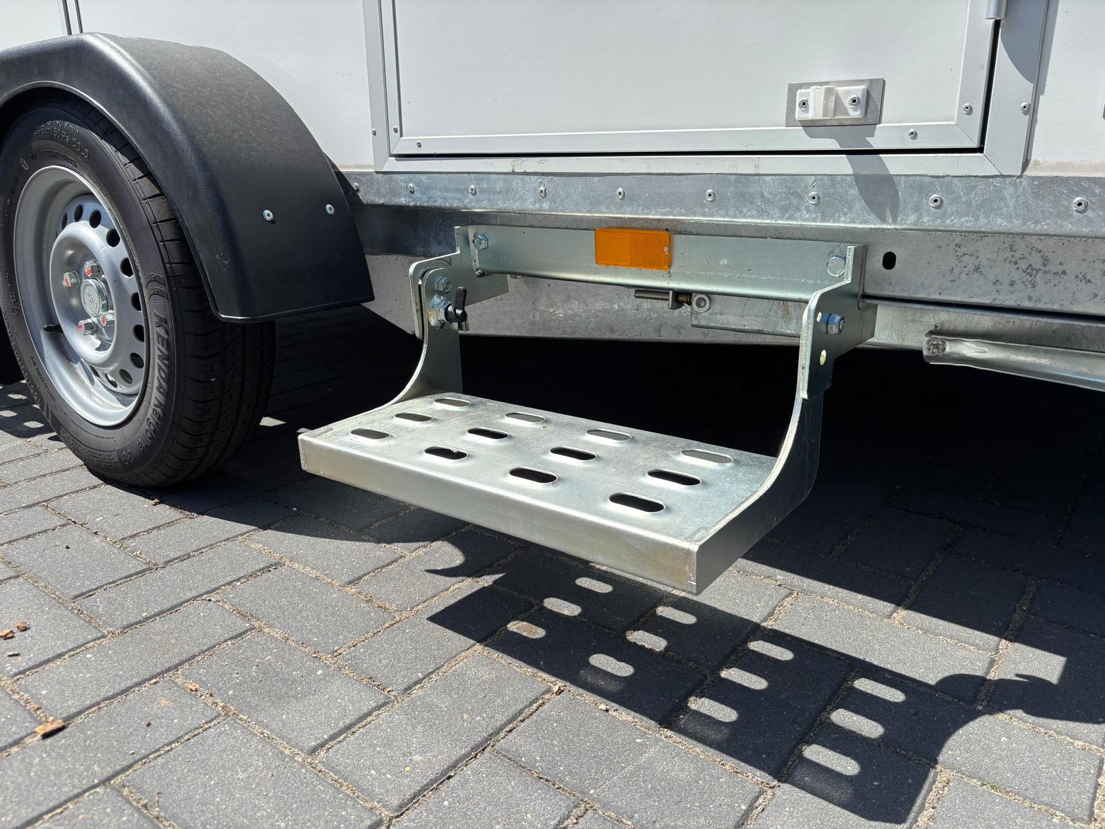 Toiletwagen opstapje