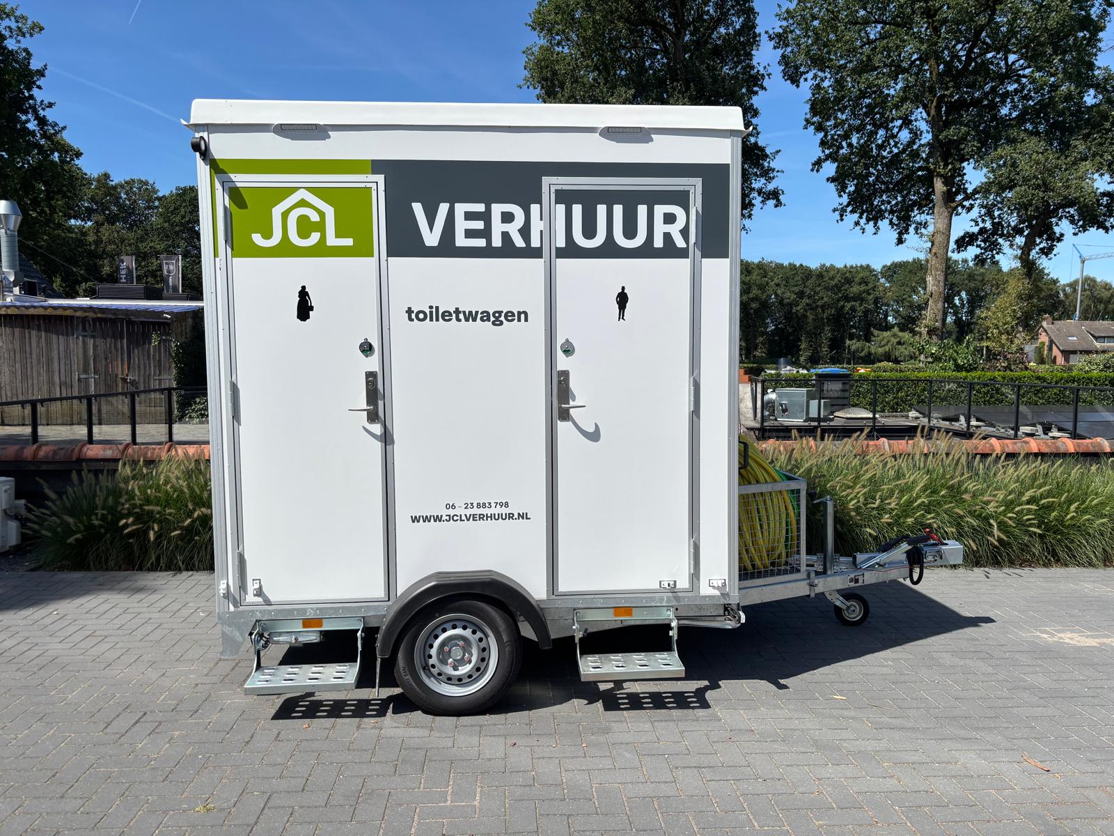 mobiele toiletwagen 1-1-1 dicht